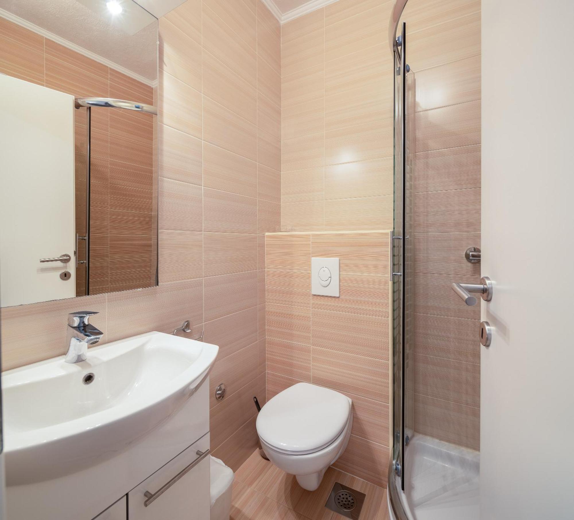 Perla Apartment - 2 Min To The Beach & Free Parking 马卡尔斯卡 外观 照片